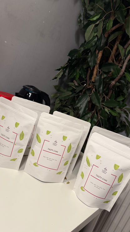 Chai Golden / thé noir + Cardamome + Clou de girofle 10 sachets ( Infuser lait + eau )